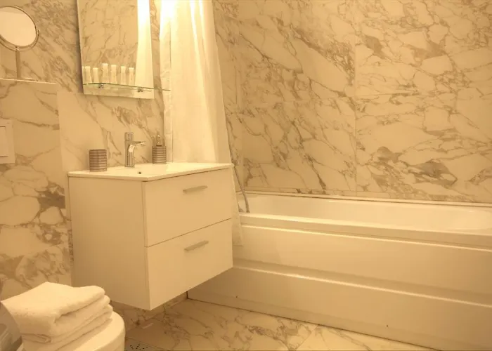 New Luxury Oasis * Cluj-Napoca